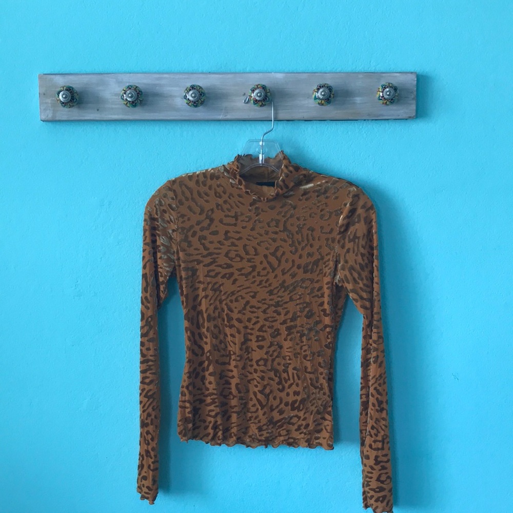 Urban Outfitters Chetah Long Sleeve